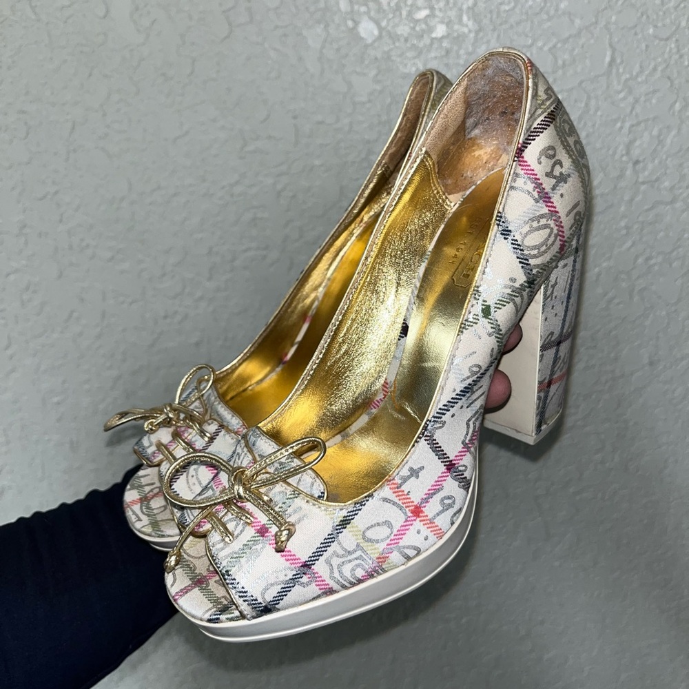Coach Signature Logo Platform Heels Bow Detail Women’s Pumps
